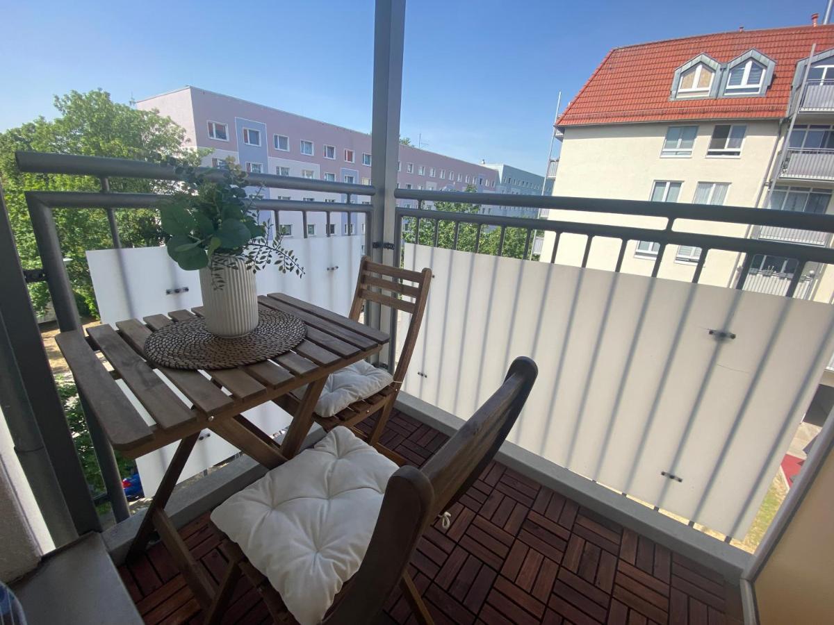 Charming Apartment - Balcony - Wifi - Kitchen Magdeburgo Exterior foto