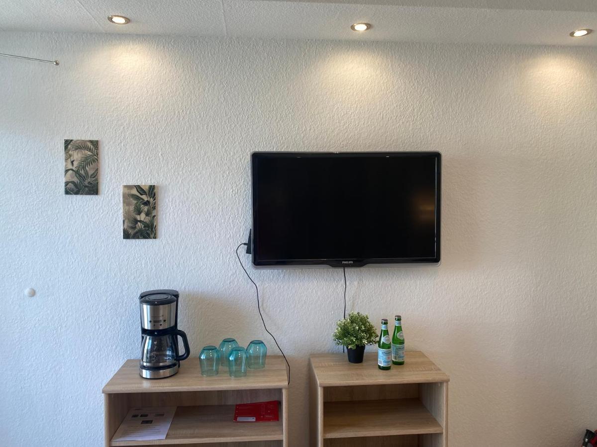 Charming Apartment - Balcony - Wifi - Kitchen Magdeburgo Exterior foto